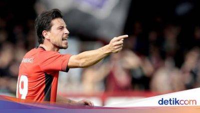 Thom Haye Masuk Starting XI Terbaik Liga Belanda