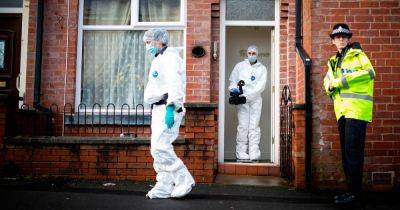 Christmas Eve - Forensic teams pictured at house in murder investigation - manchestereveningnews.co.uk - Britain - Hungary