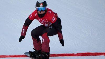 Swiss snowboarder Sophie Hediger dies in avalanche - ESPN - espn.com - Switzerland - China