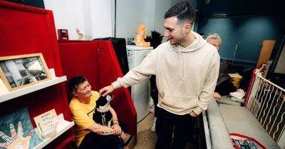 Diogo Dalot - Christmas Eve - Manchester United star spends Christmas Eve helping homeless - breakingnews.ie - Portugal