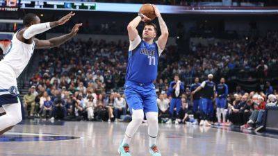 Mavericks star Luka Doncic exits game vs. Timberwolves - ESPN