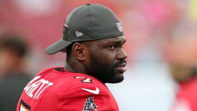 Dolphins to waive Shaq Barrett; LB can play if unclaimed - ESPN