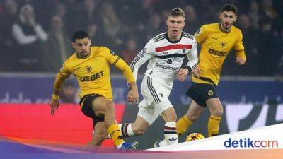 Matheus Cunha - Bruno Fernandes - Matt Doherty - Diogo Dalot - Wolverhampton Wanderers - Nelson Semedo - Babak Pertama - Liga Inggris - Wolves Vs MU 0-0 di Babak Pertama - sport.detik.com