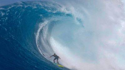 WATCH: Surfer Ty Simpson-Kane Survives Horrifying Wipeout At Peahi Beach - foxnews.com - state Hawaii