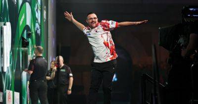 Damon Heta hits stunning 9-dart finish at PDC World Championship to bank £60k for another lucky Ally Pally punter