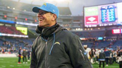 Chargers celebrate playoff berth, turnaround under Harbaugh - ESPN