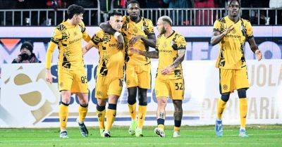 Inter Milan - Alessandro Bastoni - Lautaro Martinez - Hakan Calhanoglu - European - Lautaro Martinez ends goal drought as Inter keep pressure on Serie A leaders - breakingnews.ie - Italy - Argentina