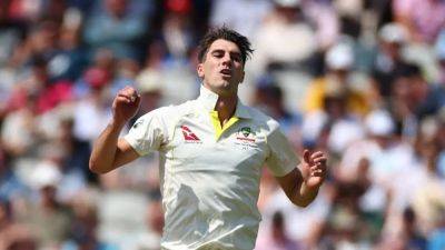 Cummins strikes twice and Starc gets Kohli to leave India 33-3