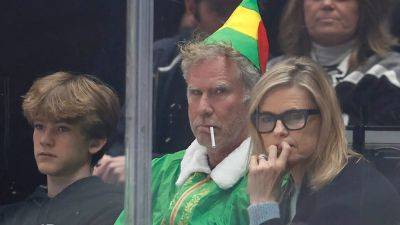 Ronald Martinez - Philadelphia Flyers - Will Ferrell appears at Kings game as disheveled Buddy the Elf - foxnews.com - Los Angeles - state North Carolina - state California - county Cross - county Kings
