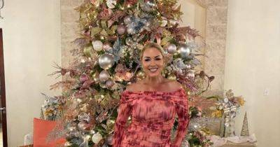 Coronation Street's Claire Sweeney supported as she ditches UK for 'happy times' after Ricky Hatton heartbreak