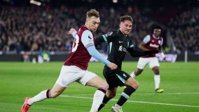 Ham United - Julen Lopetegui - Jarrod Bowen - International - West Ham's Bowen fractures foot, Antonio discharged from hospital - channelnewsasia.com - Jamaica - county Essex