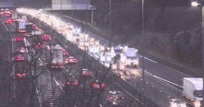 Live updates as two crashes in same spot cause long queues on M4