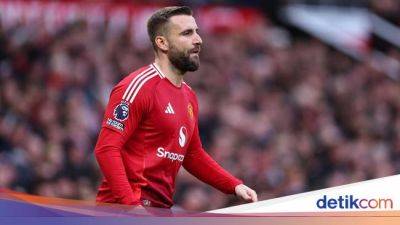 Luke Shaw - Luke Shaw Cedera Lagi: Saya Sangat Hancur - sport.detik.com