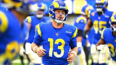Jaguars sign Super Bowl champion quarterback after Trevor Lawrence injury