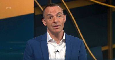 Martin Lewis - Martin Lewis debunks common credit score myth urging 'don't sweat' - manchestereveningnews.co.uk - Britain