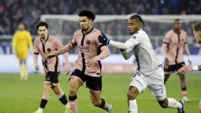 Frustrated PSG held to goalless draw at Auxerre