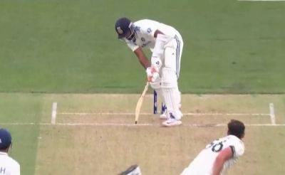 Pat Cummins - Scott Boland - Mitchell Starc - Michael Vaughan - Fox Sports - Ravichandran Ashwin - Mark Waugh - On Mitchell Starc Dismissing India Veteran, Australia Great's "Ball Of The Century" Verdict - sports.ndtv.com - Australia - India - county Mitchell