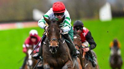 The Yellow Clay leaves it late in Navan feature