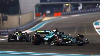Max Verstappen - Lewis Hamilton - Toto Wolff - Kevin Magnussen - Bollard wrecks Hamilton's final qualifying for Mercedes - channelnewsasia.com