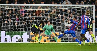 Crystal Palace vs Man City highlights as Blues held again with Lewis sent off