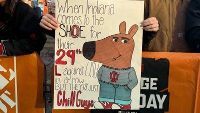 Ole Miss Rebels - Best signs from 'College GameDay' at Georgia-Texas - ESPN - espn.com - Georgia - state Texas