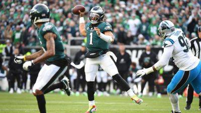 Eagles not 'on the same page' as passing attack struggles - ESPN