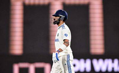 Virat Kohli's Unexpected Post-Match Act After Australia Loss Leaves Sunil Gavaskar Spell-Bound