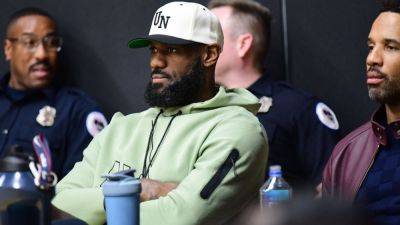 Lakers' LeBron James (left foot soreness) out vs. Trail Blazers - ESPN