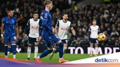 Jadon Sancho - Marc Cucurella - Jamie Carragher - Cole Palmer - Fraser Forster - Gianfranco Zola - Tottenham Hotspur - Liga Inggris - Dingin Seperti Cole Palmer - sport.detik.com
