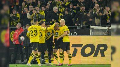 Bundesliga: Donyell Malen Double Fires Borussia Dortmund Past Freiburg