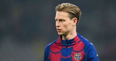 Manchester United learn Frenkie de Jong price tag as Barcelona stance emerges and other rumours