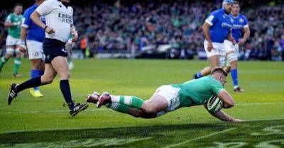 Johnny Sexton - Jack Crowley - Jack Crowley opens international account as Ireland ease to win against Italy - breakingnews.ie - France - Italy - Ireland - county Jack - county Crowley