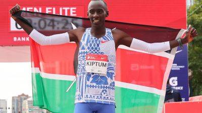 Eliud Kipchoge - Kelvin Kiptum - Marathon world record holder Kiptum dies in road accident - rte.ie - Kenya
