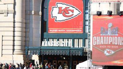 Chiefs release statement after fatal shooting near Super Bowl parade: 'Senseless act of violence'