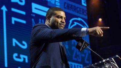 Chargers legend Shawne Merriman predicts Los Angeles will challenge Chiefs for division crown next season