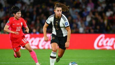 Bayern-bound Oberdorf to become most expensive German female player