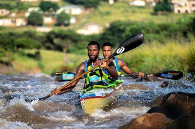 Mtolo, Khwela take slender Dusi Canoe Marathon lead into Day 2