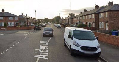 Three arrested in heroin raid as police target Warrington home - manchestereveningnews.co.uk