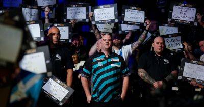 Brendan Rodgers - Michael Van-Gerwen - Michael Smith - Philippe Clement - Rob Cross gets Rangers reaction from Glasgow darts crowd as commentators make hasty Scottish football retreat - dailyrecord.co.uk - Scotland - county Ross