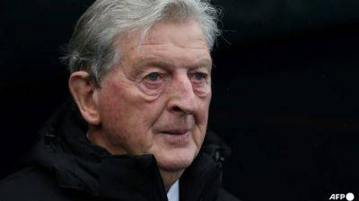 Patrick Vieira - Roy Hodgson - Eintracht Frankfurt - Oliver Glasner - Palace cancel press conference after manager Hodgson taken ill - channelnewsasia.com - Britain