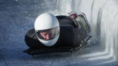 Prince Harry hits 99 km/h on skeleton sled in B.C. - cbc.ca - Germany - Usa - Afghanistan