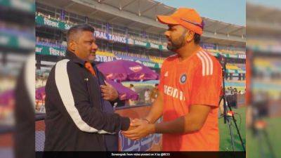 Rohit Sharma - Anil Kumble - "Dhyan Rakhna Sir", Sarfaraz Khan's Father Tells Rohit Sharma. India Captain's Humble Response - sports.ndtv.com - India