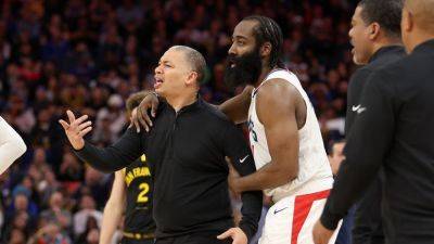 Clippers' Ty Lue fined $35K for claiming refs were 'cheating' - ESPN