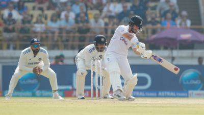 Joe Root - Ravichandran Ashwin - India vs England, 3rd Test Day 3 Live Updates: Ben Duckett Key As England Aim To Keep India At Bay - sports.ndtv.com - India - county Bay