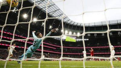 Gomes double fires Wolves to win at Tottenham