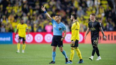 MLS set to begin with stand-in refs as CBA dispute goes on - ESPN - espn.com