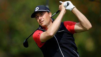 Jordan Spieth's disqualification over scorecard roils golf fans: 'Dumbest rule in all of sports'