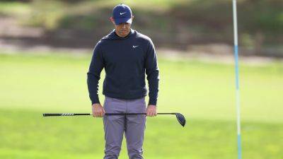 Two-stroke penalty compounds nightmare finish for McIlroy