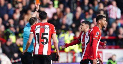 Stuart Attwell - Sheffield United condemn racist abuse sent to Mason Holgate after red card - breakingnews.ie