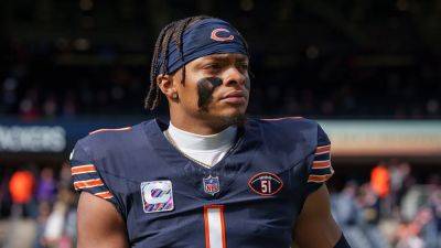 Ed Zurga - Justin Fields - Justin Fields gives interesting answer to why he unfollowed Bears on Instagram - foxnews.com - Instagram